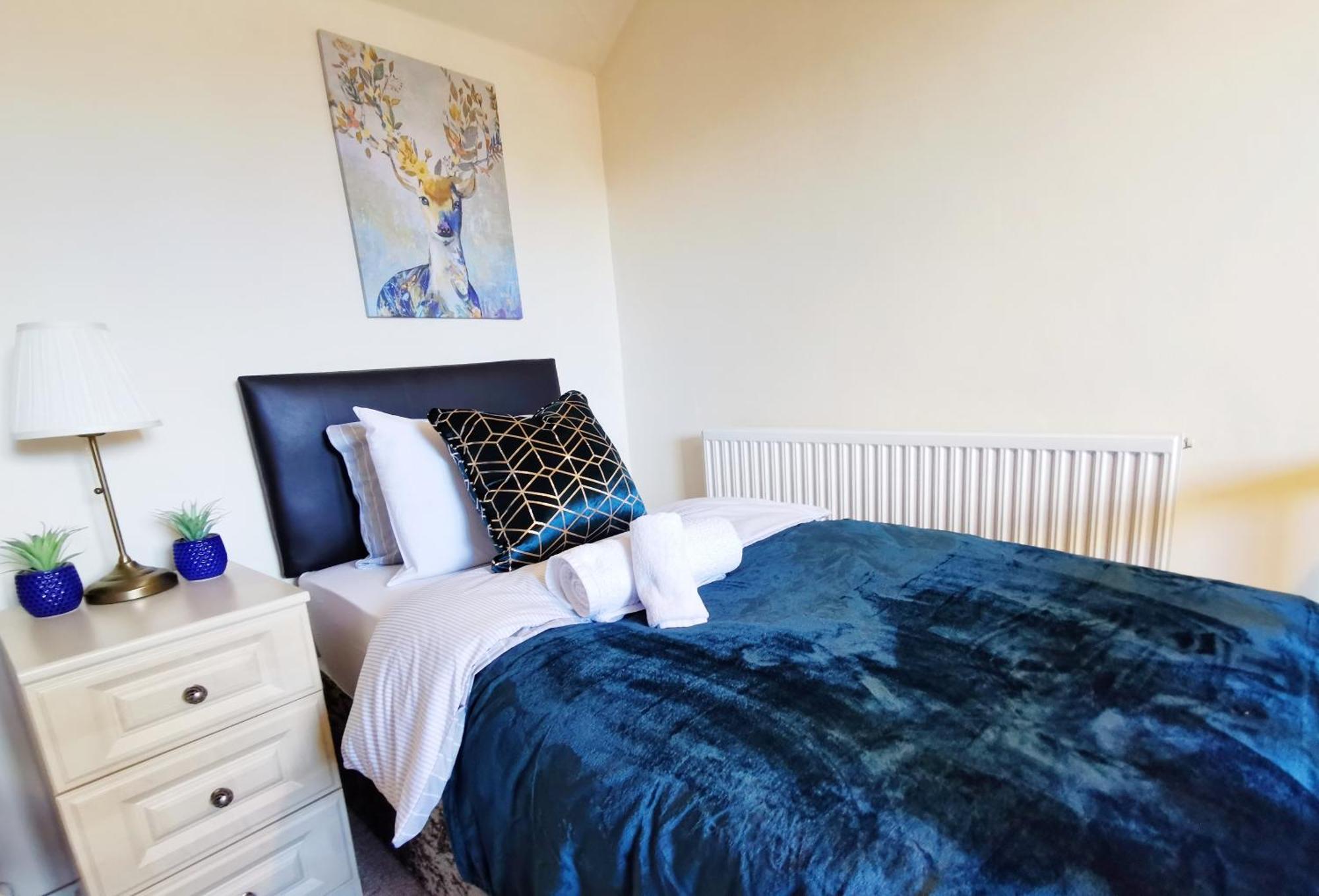 Summer Lane House-3 Bedrooms-Close To M1-Longer Stay-Free Parking Барнзли Екстериор снимка