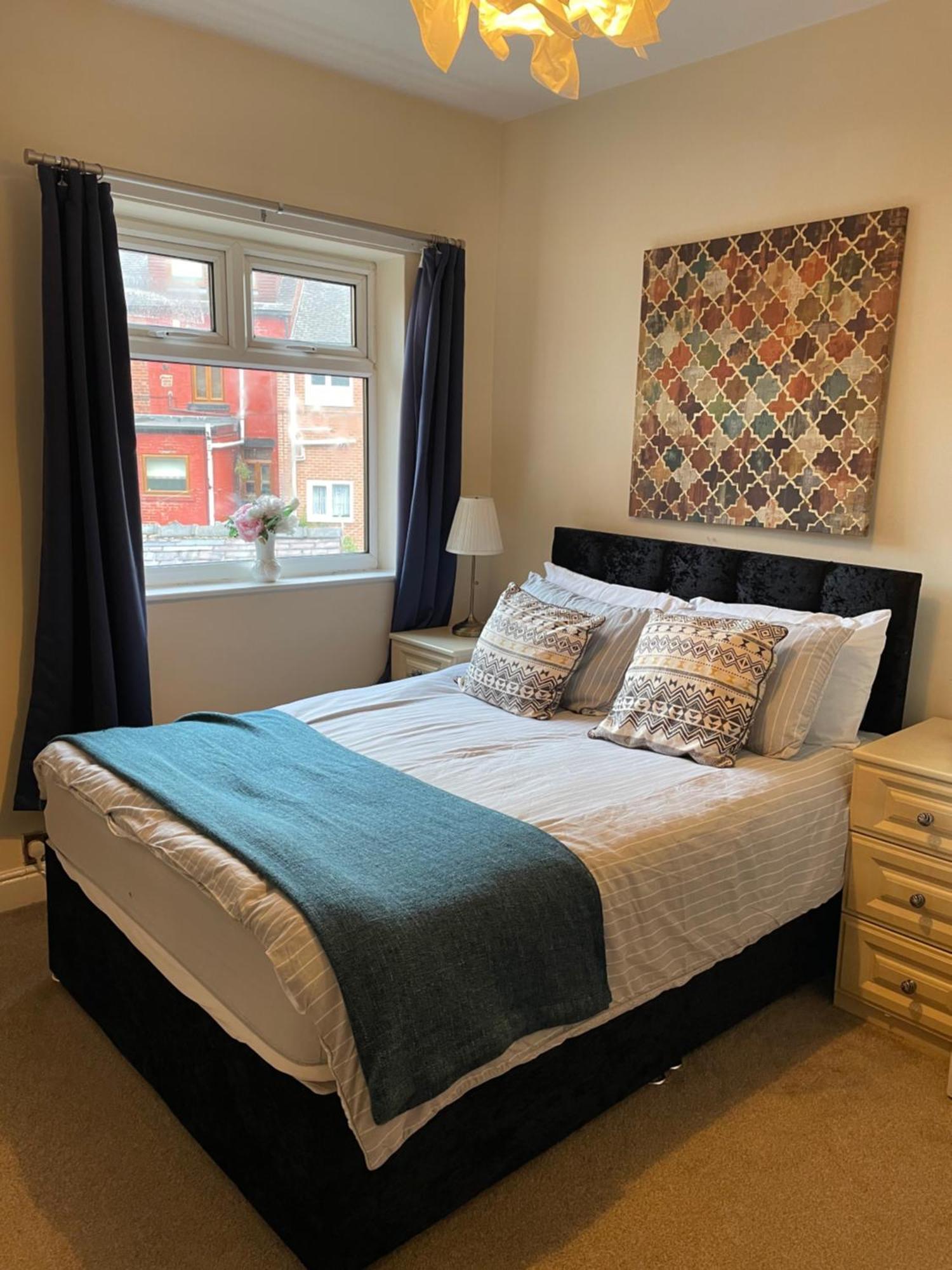Summer Lane House-3 Bedrooms-Close To M1-Longer Stay-Free Parking Барнзли Екстериор снимка