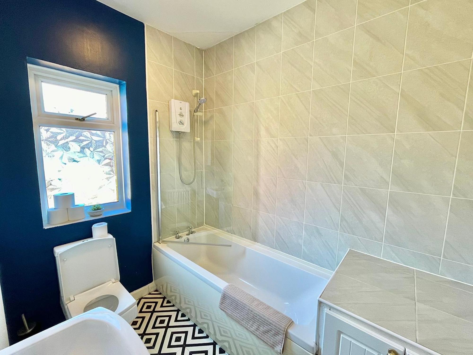 Summer Lane House-3 Bedrooms-Close To M1-Longer Stay-Free Parking Барнзли Екстериор снимка