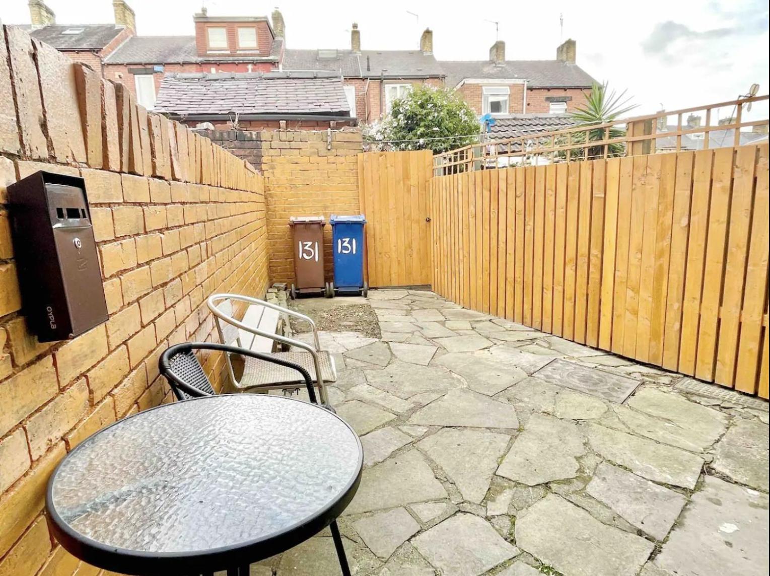 Summer Lane House-3 Bedrooms-Close To M1-Longer Stay-Free Parking Барнзли Екстериор снимка