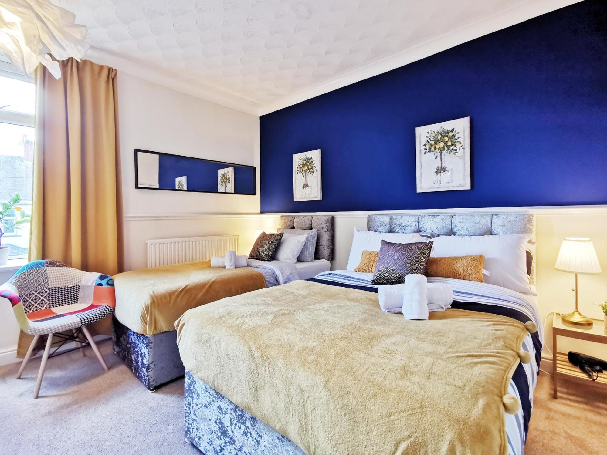 Summer Lane House-3 Bedrooms-Close To M1-Longer Stay-Free Parking Барнзли Екстериор снимка