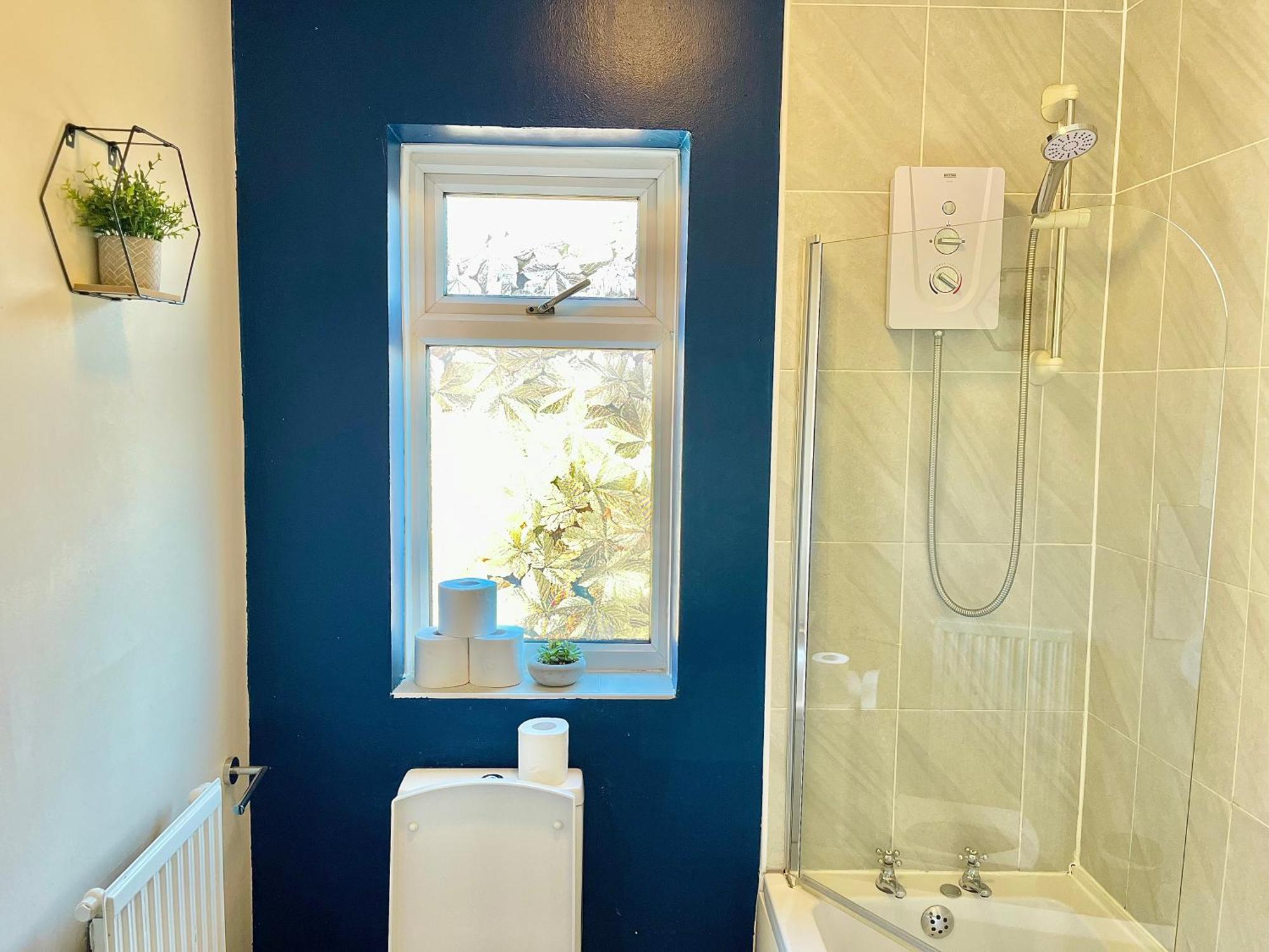 Summer Lane House-3 Bedrooms-Close To M1-Longer Stay-Free Parking Барнзли Екстериор снимка