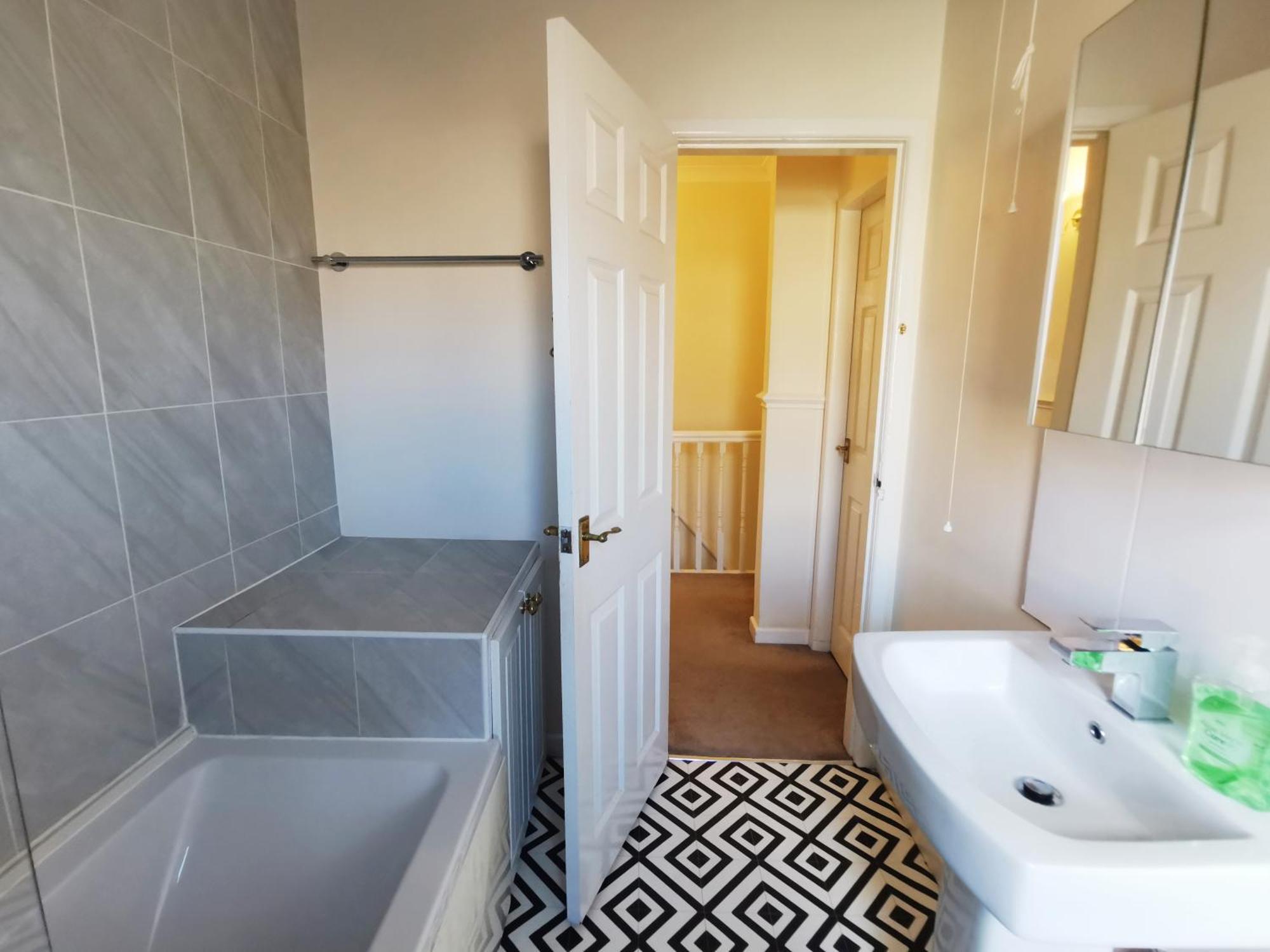 Summer Lane House-3 Bedrooms-Close To M1-Longer Stay-Free Parking Барнзли Стая снимка